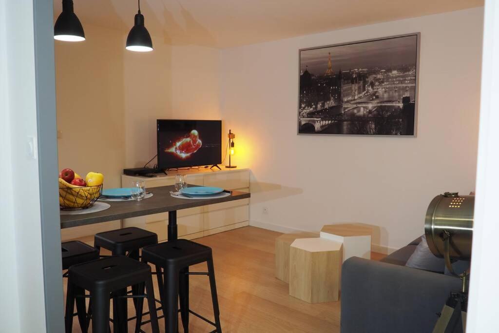 Le Faubourg-Raines - Chaleureux Studio A 5Mn De La Gare ดีจอง ภายนอก รูปภาพ